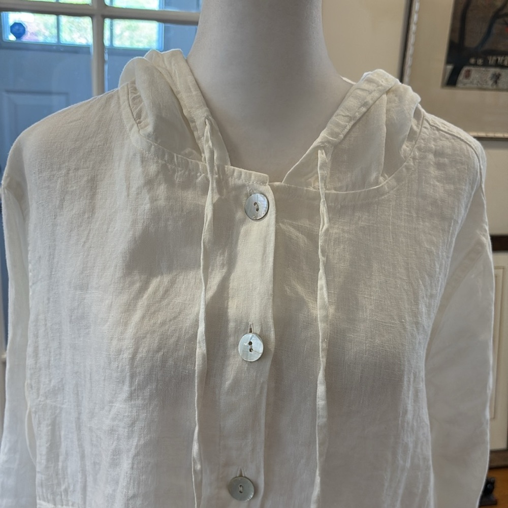 Rachel Zoe White Linen Hooded Button-Front Top. Size M - Picture 2 of 9